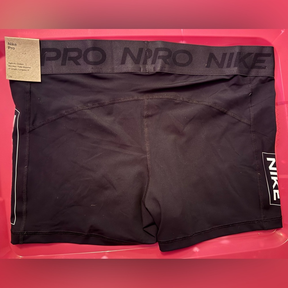 Nike Pro Women's Black Shorts - Picture 4 of 10